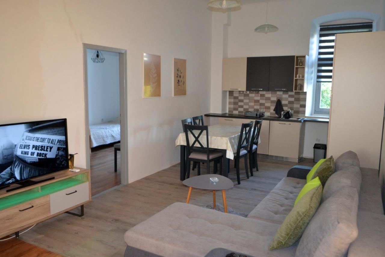 וודניאן Apartman Volare מראה חיצוני תמונה